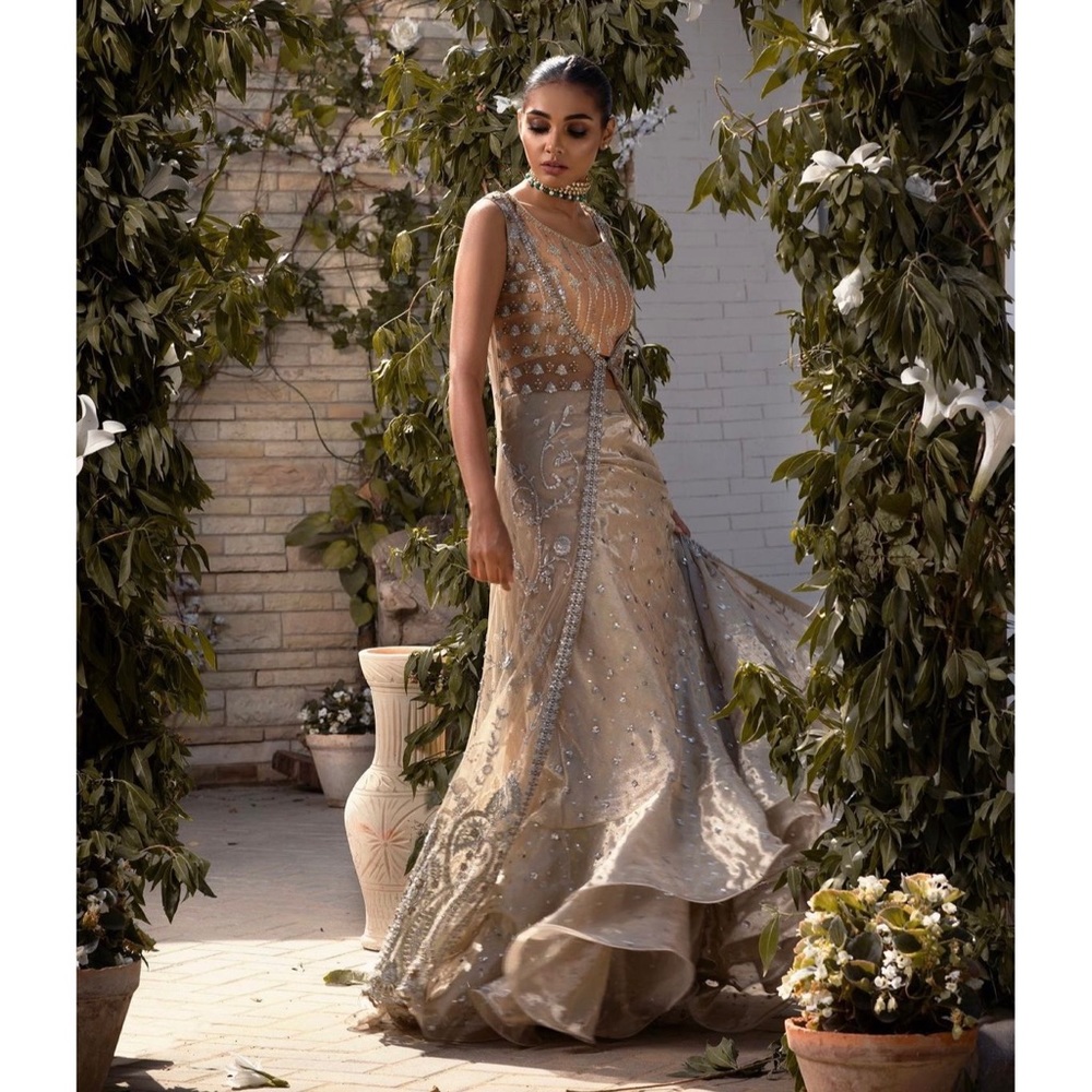 Pakistani Designer Nadia Farooqui Omorose Gold Bridal Lengha